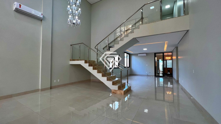 Imagem Sobrado com 5 Quartos à Venda, 411 m² em Plano Diretor Sul - Palmas Imagem Sobrado com 5 Quartos à Venda, 411 m² em Plano Diretor Sul - Palmas