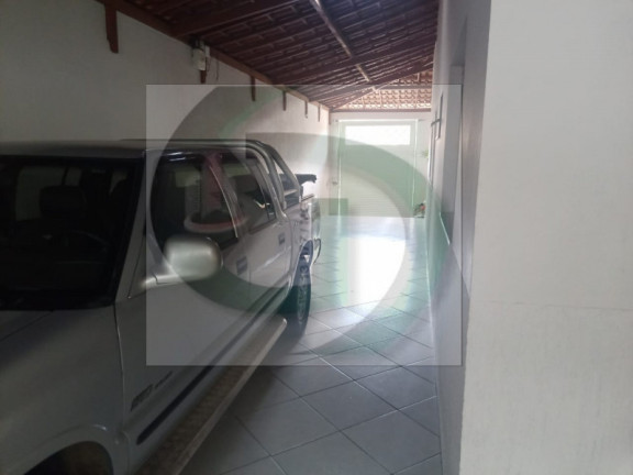Imagem Casa com 3 Quartos à Venda, 360 m² Imagem Casa com 3 Quartos à Venda, 360 m²