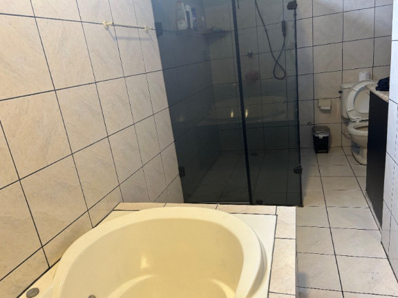 Imagem Casa com 3 Quartos à Venda, 264 m² em Aleixo - Manaus Imagem Casa com 3 Quartos à Venda, 264 m² em Aleixo - Manaus