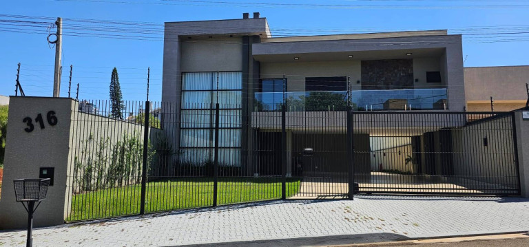 Imagem Casa com 3 Quartos à Venda, 450 m² em Jardim Portal Das Flores - Arapongas Imagem Casa com 3 Quartos à Venda, 450 m² em Jardim Portal Das Flores - Arapongas