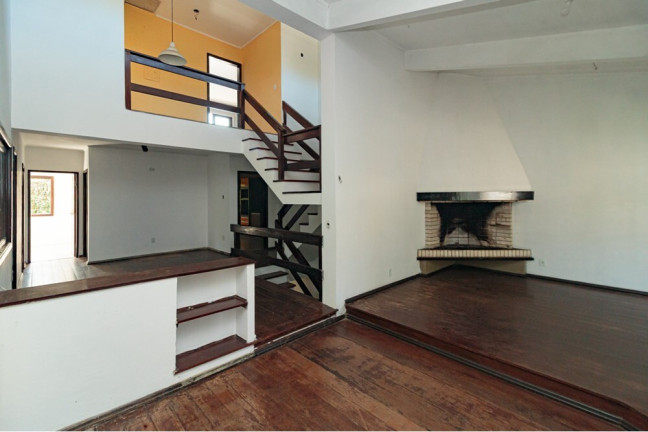 Casa com 4 Quartos à Venda, 278 m² em Teresópolis - Porto Alegre