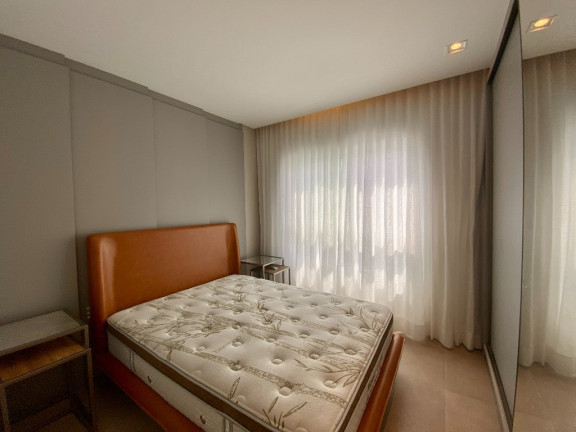 Imagem Apartamento com 3 Quartos à Venda, 140 m² em Kobrasol - São José