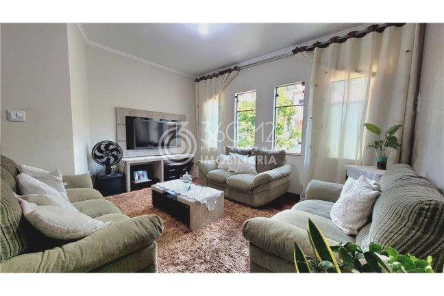 Imagem Casa com 5 Quartos à Venda, 250 m² em Parque Jaçatuba - Santo André Imagem Casa com 5 Quartos à Venda, 250 m² em Parque Jaçatuba - Santo André
