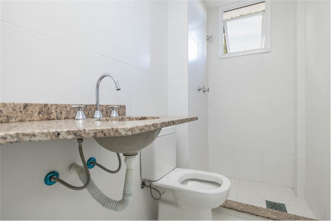 Imagem Imóvel com 2 Quartos à Venda, em Passo Da Areia - Porto Alegre Imagem Imóvel com 2 Quartos à Venda, em Passo Da Areia - Porto Alegre