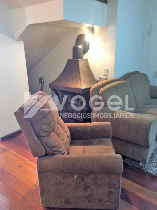 Imagem Casa com 3 Quartos à Venda, 244 m² em Primavera - Novo Hamburgo Imagem Casa com 3 Quartos à Venda, 244 m² em Primavera - Novo Hamburgo