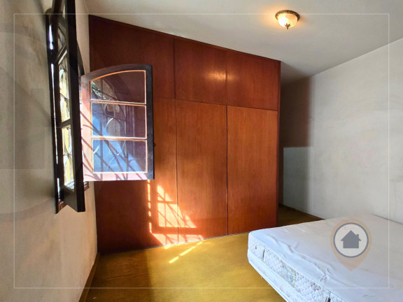 Imagem Casa com 4 Quartos à Venda, 300 m² em Vila Rosália - Guarulhos Imagem Casa com 4 Quartos à Venda, 300 m² em Vila Rosália - Guarulhos