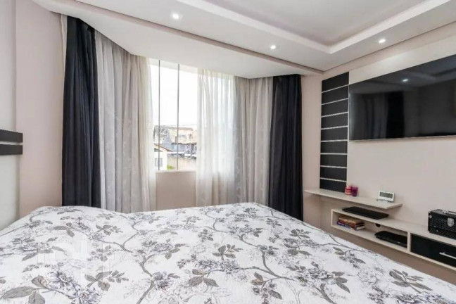 Imagem Sobrado com 3 Quartos à Venda, 180 m² em Boqueirão - Curitiba Imagem Sobrado com 3 Quartos à Venda, 180 m² em Boqueirão - Curitiba