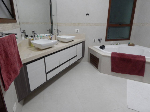 Imagem Casa com 3 Quartos à Venda, 560 m² em Residencial Morada Dos Lagos - Barueri Imagem Casa com 3 Quartos à Venda, 560 m² em Residencial Morada Dos Lagos - Barueri