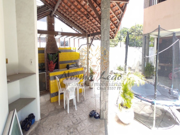 Imagem Casa com 4 Quartos à Venda, 260 m² em Treze De Julho - Aracaju Imagem Casa com 4 Quartos à Venda, 260 m² em Treze De Julho - Aracaju