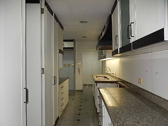 Imagem Apartamento com 22 Quartos à Venda, 208 m² em Leblon - Rio De Janeiro