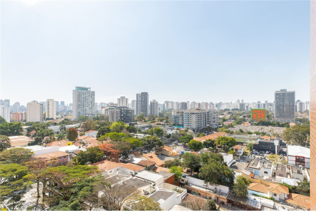 Imagem Imóvel com 4 Quartos à Venda,  em Campo Belo - São Paulo