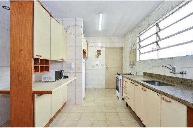 Imagem Imóvel com 3 Quartos à Venda, em Pinheiros - São Paulo Imagem Imóvel com 3 Quartos à Venda, em Pinheiros - São Paulo