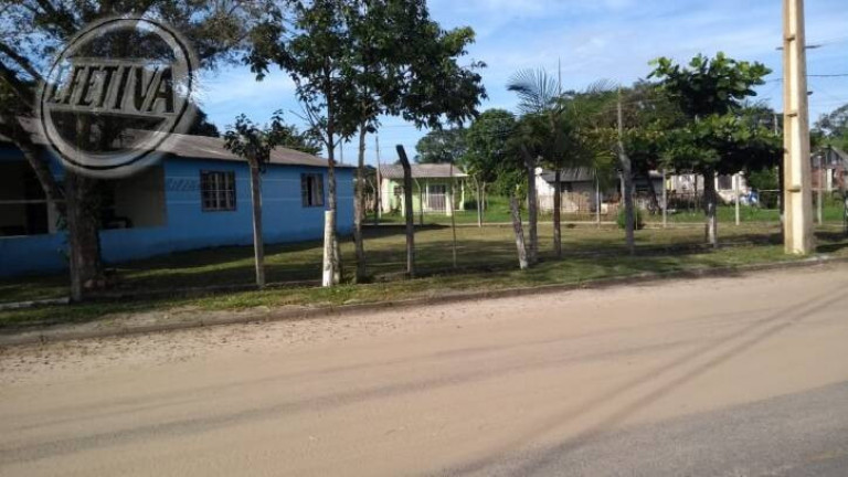 Imagem Casa com 3 Quartos à Venda, 200 m² em Carvoeiro - Guaratuba Imagem Casa com 3 Quartos à Venda, 200 m² em Carvoeiro - Guaratuba