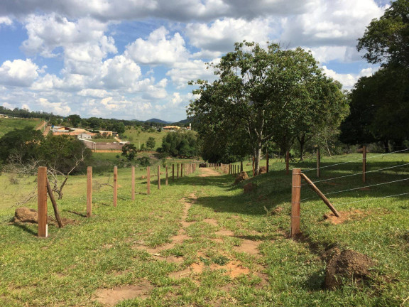 Imagem Chácara à Venda, 20 m² em Agudo Dos Frias - Bragança Paulista Imagem Chácara à Venda, 20 m² em Agudo Dos Frias - Bragança Paulista