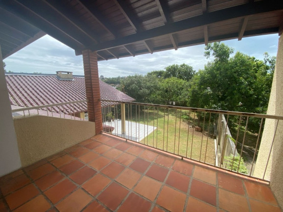 Imagem Casa com 3 Quartos à Venda,  em Jardim Do Salso - Porto Alegre