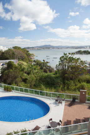 Apartamento com 2 Quartos à Venda, 67 m² em Abraão - Florianópolis