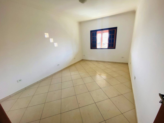 Imagem Casa com 3 Quartos à Venda, 300 m² em Centro - Mairiporã Imagem Casa com 3 Quartos à Venda, 300 m² em Centro - Mairiporã