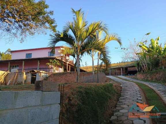 Casa com 4 Quartos à Venda, 526 m² em Rio Claro - Paraibuna