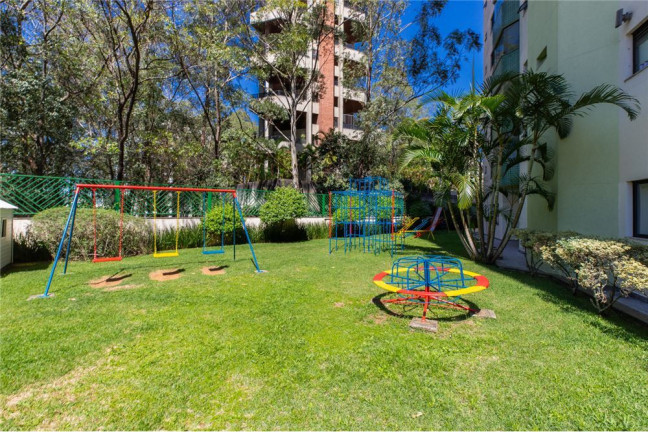 Imagem Imóvel com 3 Quartos à Venda, em Vila Andrade - São Paulo Imagem Imóvel com 3 Quartos à Venda, em Vila Andrade - São Paulo