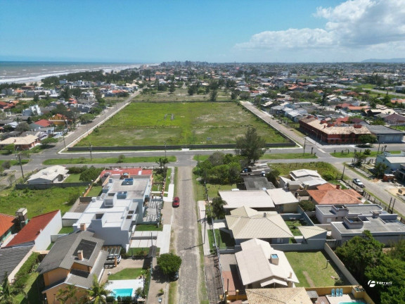 Imagem Casa com 3 Quartos à Venda, 127 m² em Zona Norte - Capao Da Canoa Imagem Casa com 3 Quartos à Venda, 127 m² em Zona Norte - Capao Da Canoa