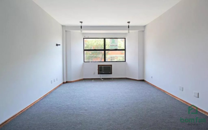 Imagem Sala Comercial à Venda, 27 m² em Centro Histórico - Porto Alegre Imagem Sala Comercial à Venda, 27 m² em Centro Histórico - Porto Alegre