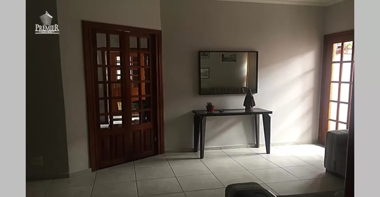 Imagem Casa com 3 Quartos à Venda, 166 m² em Jardim Pacaembu - Jundiaí