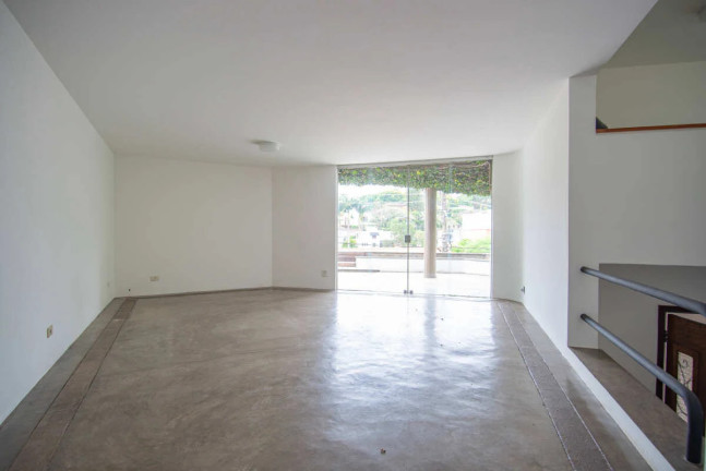 Imagem Casa com 4 Quartos à Venda, Imagem Casa com 4 Quartos à Venda,