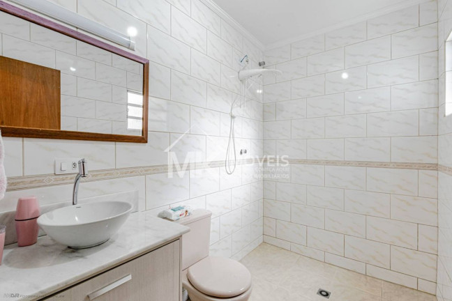 Imagem Sobrado com 4 Quartos à Venda, 276 m² em Capão Da Imbuia - Curitiba Imagem Sobrado com 4 Quartos à Venda, 276 m² em Capão Da Imbuia - Curitiba