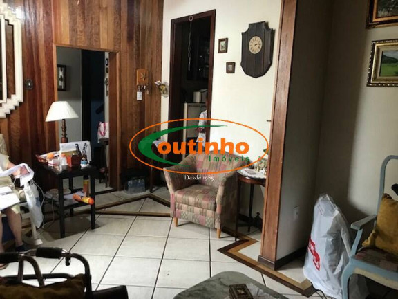 Imagem Casa com 4 Quartos à Venda, 201 m² em Tijuca - Rio De Janeiro Imagem Casa com 4 Quartos à Venda, 201 m² em Tijuca - Rio De Janeiro