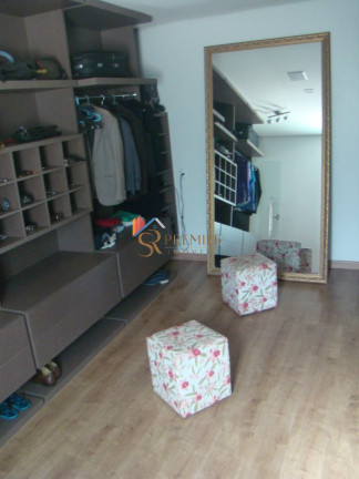 Imagem Casa com 3 Quartos à Venda, 413 m² em Itacorubi - Florianópolis