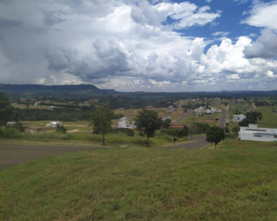 Imagem Terreno à Venda, em Ninho Verde 2 - Pardinho Imagem Terreno à Venda, em Ninho Verde 2 - Pardinho