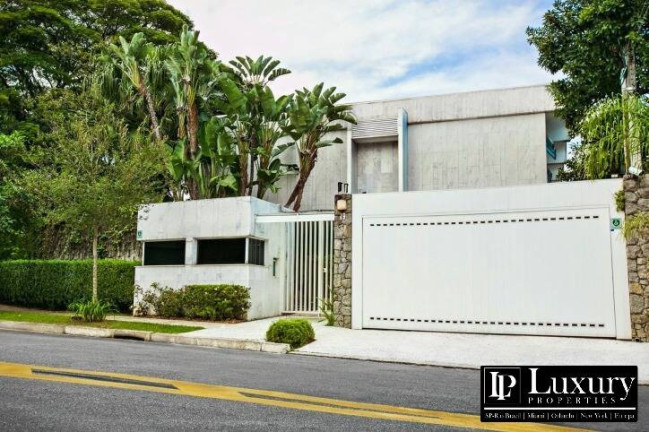 Imagem Casa com 5 Quartos à Venda, 904 m² em Jardim Europa - São Paulo Imagem Casa com 5 Quartos à Venda, 904 m² em Jardim Europa - São Paulo