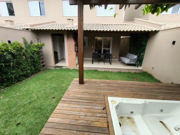 Imagem Imóvel com 
            	3             Quartos à Venda, 116 m² em 
            	Sitios Santa Luzia             - 
            	Aparecida De Goiania            