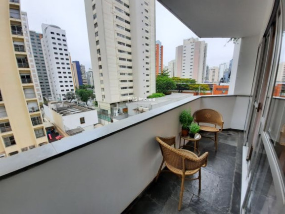 Imagem Imóvel com 3 Quartos à Venda, 144 m² em Moema - São Paulo Imagem Imóvel com 3 Quartos à Venda, 144 m² em Moema - São Paulo