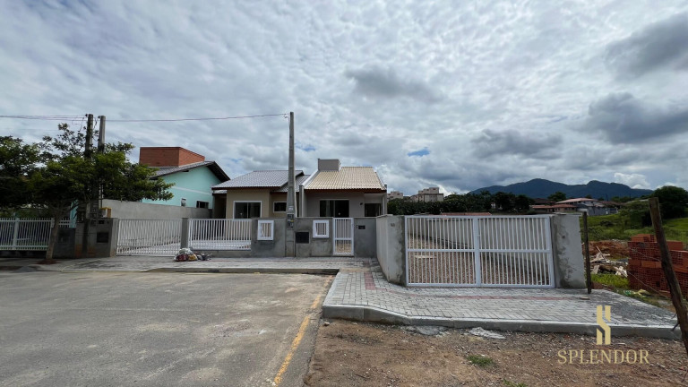 Imagem Casa com 2 Quartos à Venda, 75 m² em Estrada Das Areias - Indaial Imagem Casa com 2 Quartos à Venda, 75 m² em Estrada Das Areias - Indaial