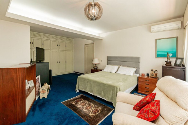 Imagem Apartamento com 3 Quartos à Venda, 185 m² em Moinhos De Vento - Porto Alegre Imagem Apartamento com 3 Quartos à Venda, 185 m² em Moinhos De Vento - Porto Alegre