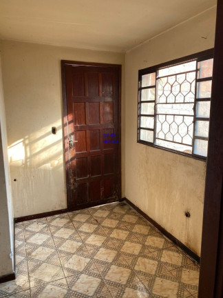 Imagem Sobrado com 2 Quartos à Venda, 50 m² em Pinheirinho - Curitiba Imagem Sobrado com 2 Quartos à Venda, 50 m² em Pinheirinho - Curitiba