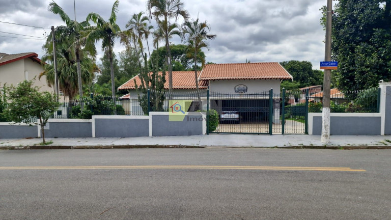 Casa com 5 Quartos para Alugar, 340 m² em Parque Ortolândia - Hortolândia