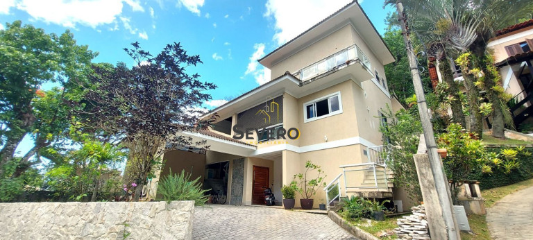 Imagem Casa de Condomínio com 3 Quartos à Venda, 663 m² em Itaipu - Niterói Imagem Casa de Condomínio com 3 Quartos à Venda, 663 m² em Itaipu - Niterói