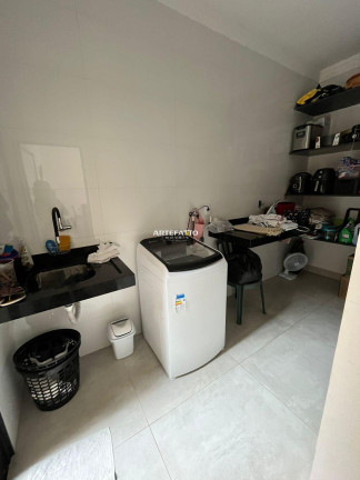 Imagem Casa com 3 Quartos à Venda, 192 m² Imagem Casa com 3 Quartos à Venda, 192 m²