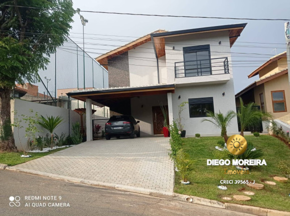 Imagem Casa com 3 Quartos à Venda, 360 m² em Nova Gardênia - Atibaia Imagem Casa com 3 Quartos à Venda, 360 m² em Nova Gardênia - Atibaia
