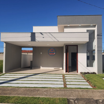 Imagem Casa com 3 Quartos para Alugar ou Temporada, 120 m² em Cajupiranga - Parnamirim Imagem Casa com 3 Quartos para Alugar ou Temporada, 120 m² em Cajupiranga - Parnamirim