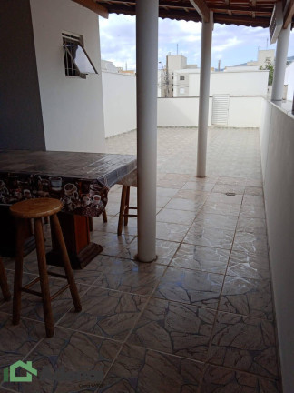Imagem Casa com 3 Quartos à Venda, 180 m² em Horto Santo Antonio - Jundiaí Imagem Casa com 3 Quartos à Venda, 180 m² em Horto Santo Antonio - Jundiaí