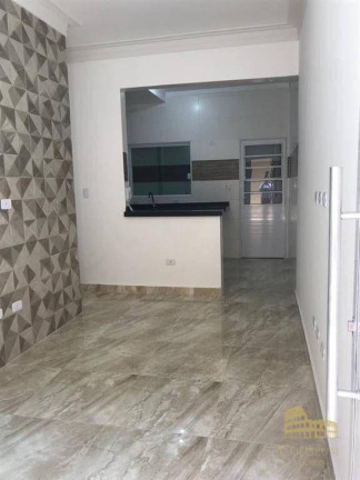 Imagem Casa com 2 Quartos à Venda, 54 m² em Vila Guilhermina - Praia Grande Imagem Casa com 2 Quartos à Venda, 54 m² em Vila Guilhermina - Praia Grande