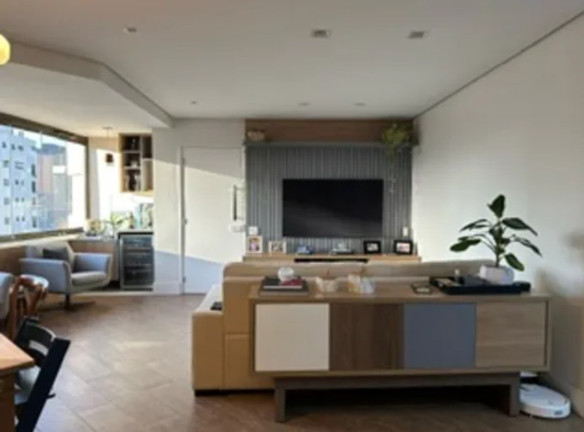 Imagem Imóvel com 3 Quartos à Venda, 111 m² em Moema - São Paulo
