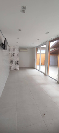 Imagem Casa com 3 Quartos à Venda, 300 m² em Florida - Peruíbe Imagem Casa com 3 Quartos à Venda, 300 m² em Florida - Peruíbe