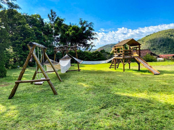 Imagem Imóvel com 9 Quartos à Venda, 220.000 m² em Serrinha - Teresópolis Imagem Imóvel com 9 Quartos à Venda, 220.000 m² em Serrinha - Teresópolis