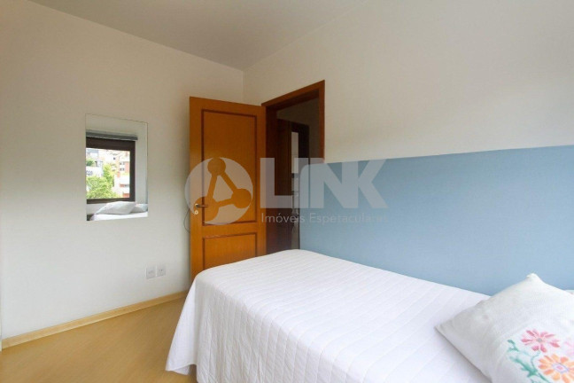 Imagem Apartamento com 2 Quartos à Venda, 81 m² em Auxiliadora - Porto Alegre Imagem Apartamento com 2 Quartos à Venda, 81 m² em Auxiliadora - Porto Alegre