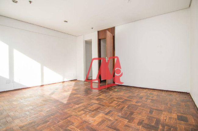 Imagem Sala Comercial para Alugar, 36 m² em Centro - Porto Alegre Imagem Sala Comercial para Alugar, 36 m² em Centro - Porto Alegre