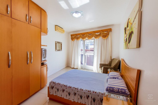 Imagem Casa com 6 Quartos à Venda, 600 m² em Passa Vinte - Palhoça Imagem Casa com 6 Quartos à Venda, 600 m² em Passa Vinte - Palhoça
